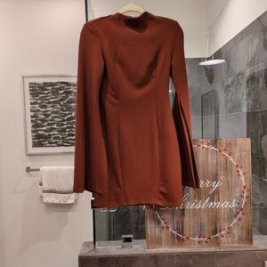 Exquisite Bell Bottom Sleeve Dress